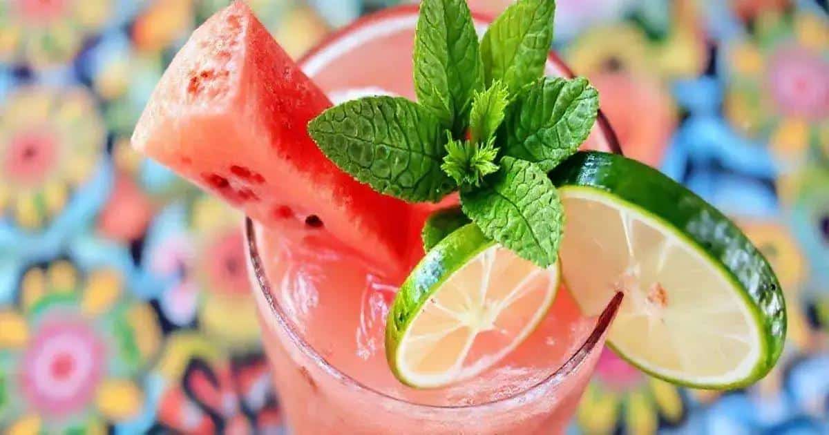 Perfect Garnishes for Your Watermelon Caipiríssima