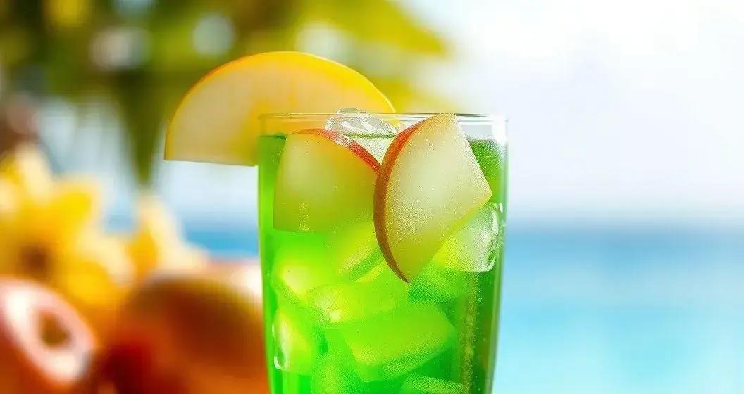 Ice with Green Apple Soda: Refreshing Cocktails for Summer Fun
