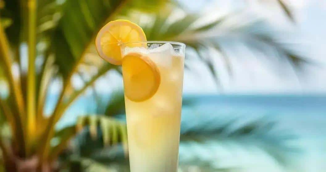 Lemon and Banana Batida with Condensed Milk: Sweet and Sour Deliciousness!