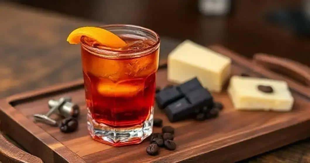 Serving Suggestions for Negroni with Coffee Liqueur