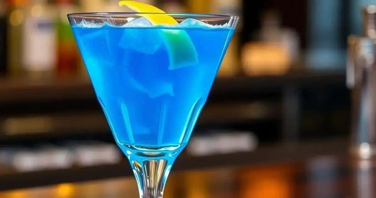 Blue Martini: ¡El Mar Azul de los Cócteles!