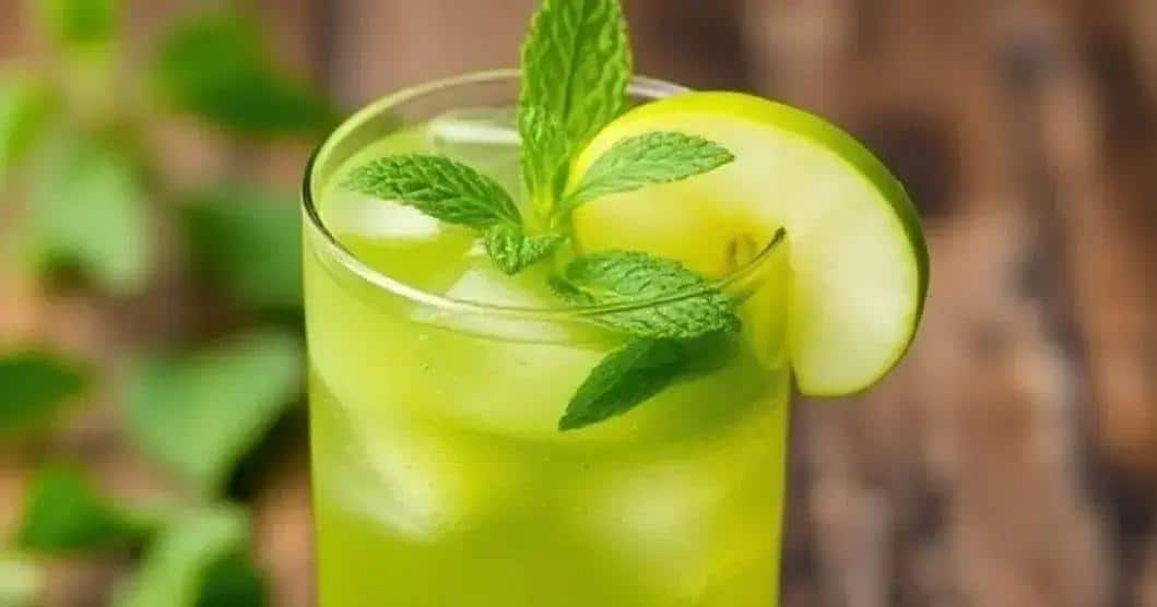 Bebida Energética con Jarabe de Manzana Verde: Refrescante y Revitalizante.