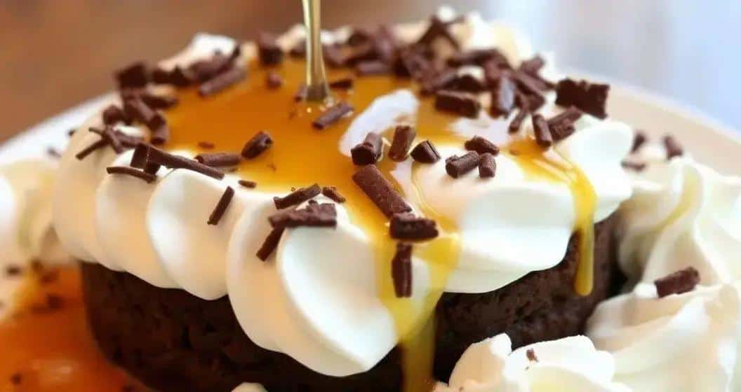 Chocolat avec liqueur de vanille et crème fouettée : Une touche décadente