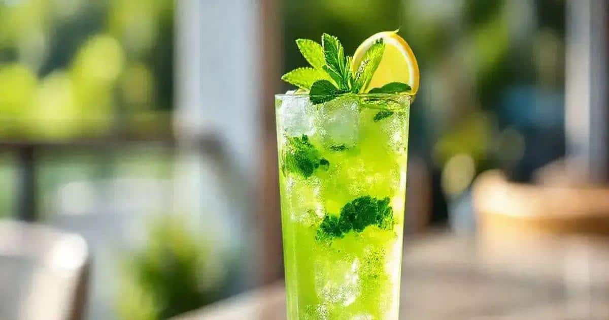 Vodka avec thé vert et menthe : Recette de cocktail rafraîchissant à essayer